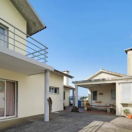 Casa Do Monte * Achadinha