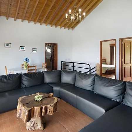 Casa Do Monte Casa de Férias *