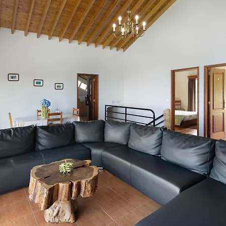 Casa Do Monte Сasa de vacaciones Achadinha
